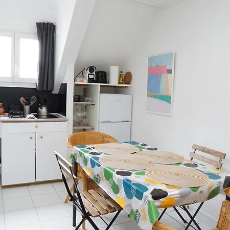 Exigehome-studio A 5 Minutes Du Centre De Versailles-1er Etage * Versailles