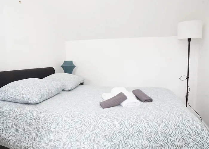 Exigehome-studio A 5 Minutes Du Centre De Versailles-1er Etage
